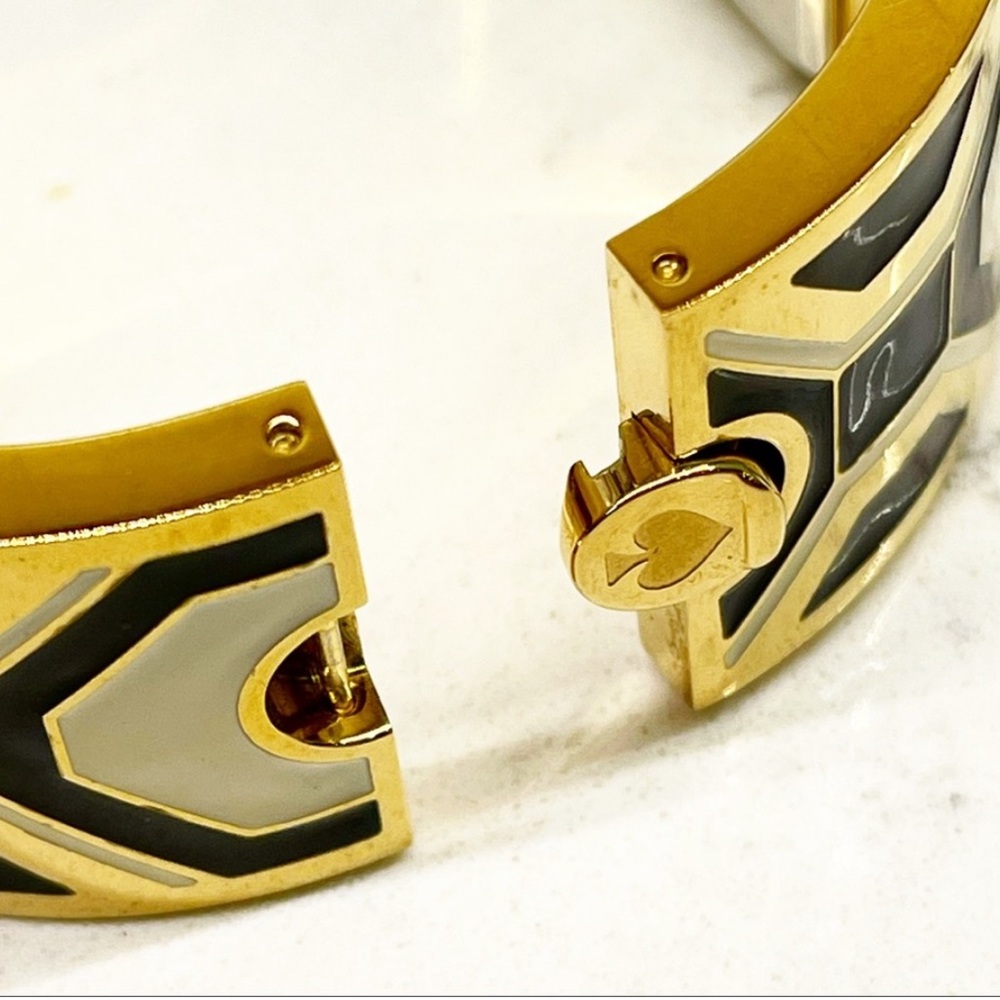 Kate Spade “When In Rome” Delacorte Bangle Watch - Picture 6 of 6